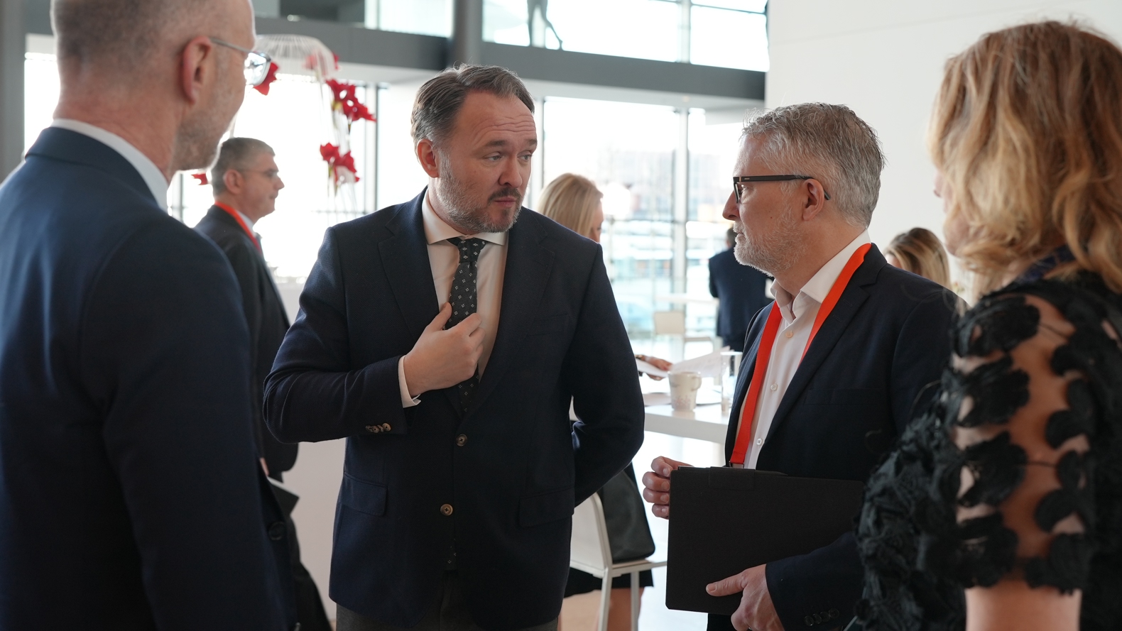 Dan Jørgensen Og Bent Madsen, Luxembourg