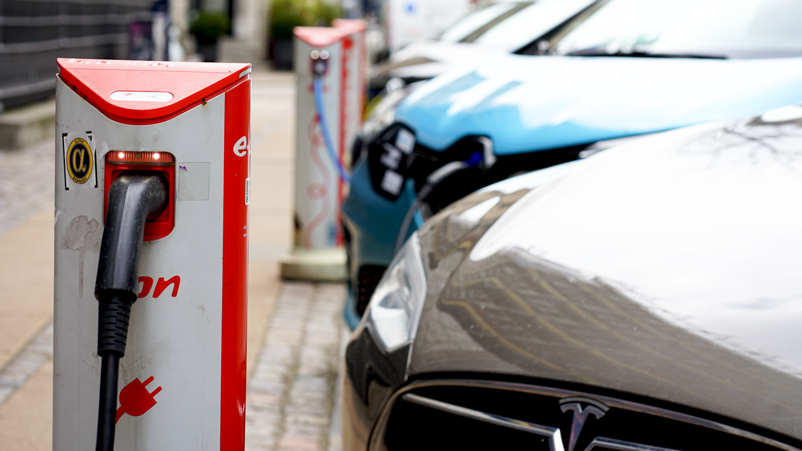 DSC00269.00 00 23 00.Still003