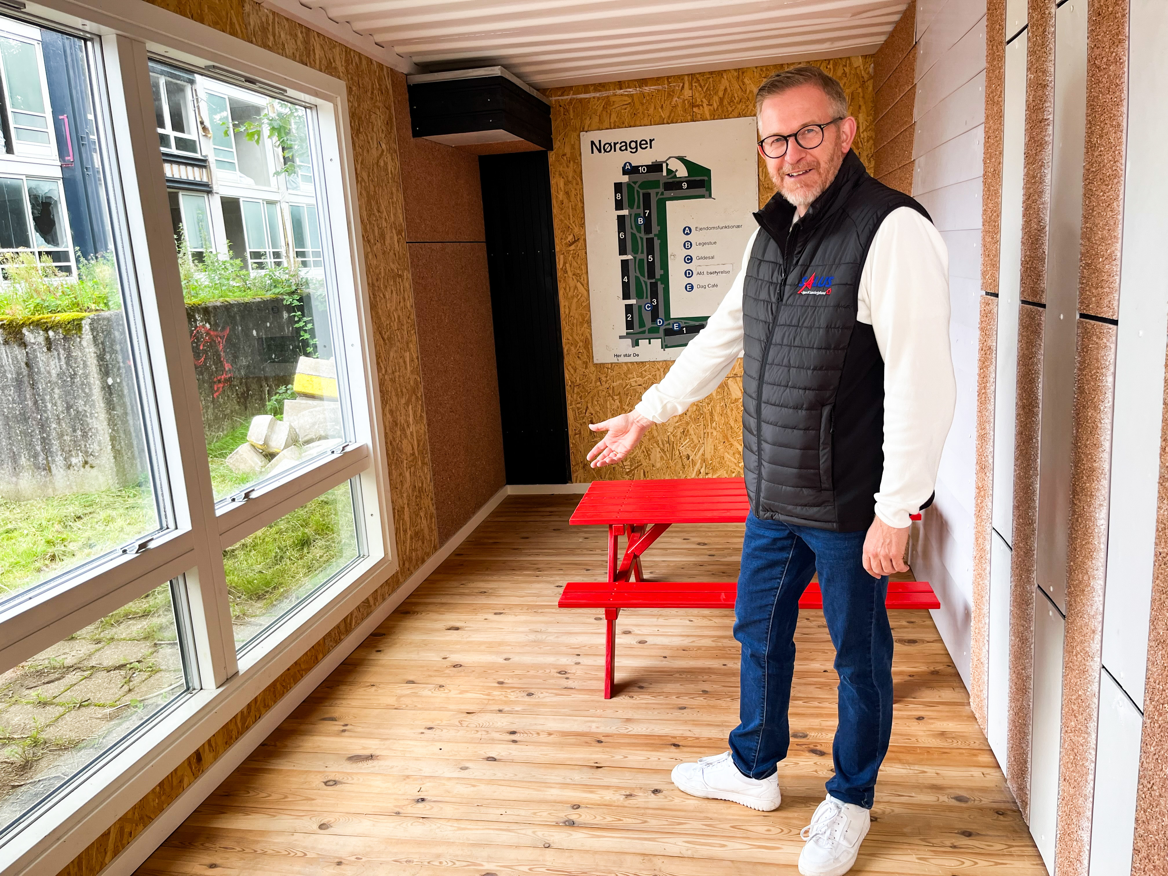 Nørager Event Brian I Udsigts Pavillon 8070 Edited